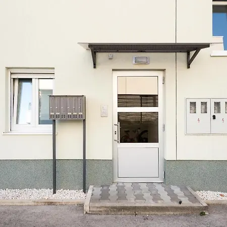 Ive Apartman Trogir