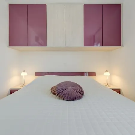 Ive Apartman *
